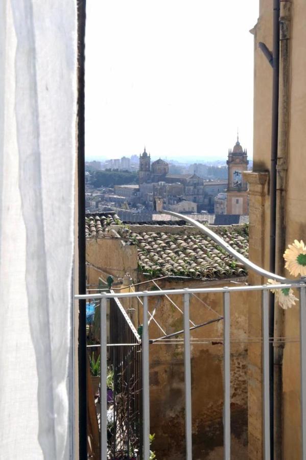 La Scalinata Home Apartment Caltagirone Exterior photo
