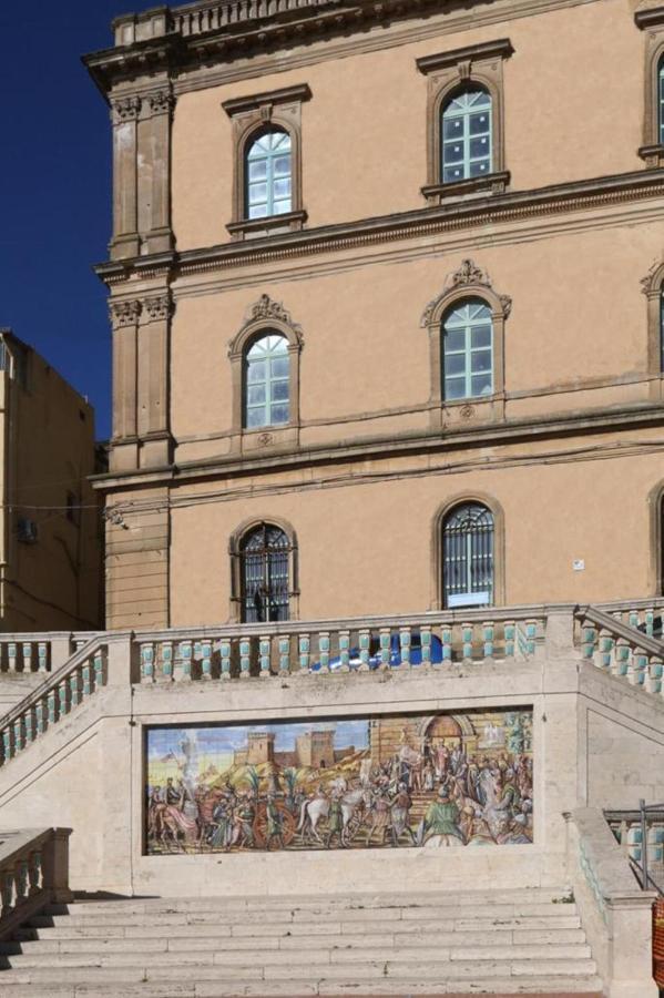 La Scalinata Home Apartment Caltagirone Exterior photo