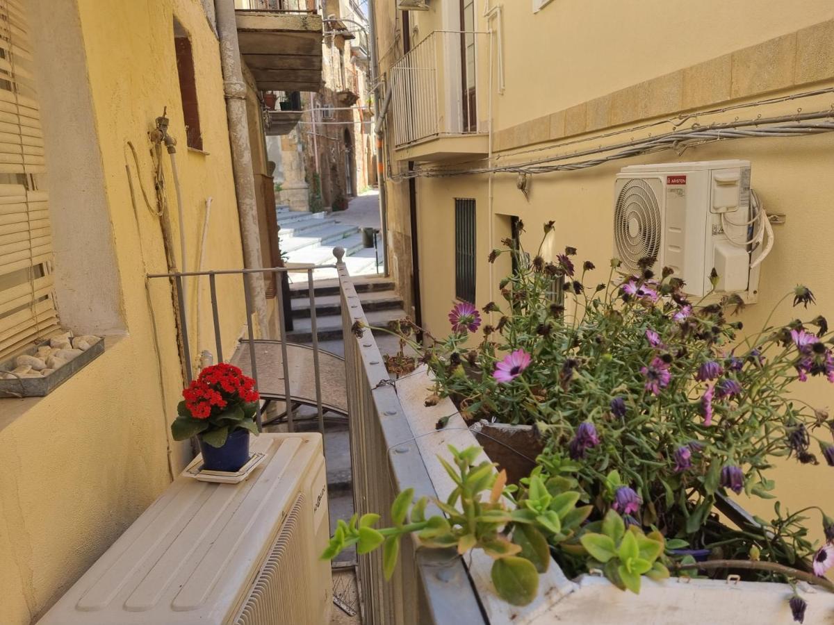 La Scalinata Home Apartment Caltagirone Exterior photo